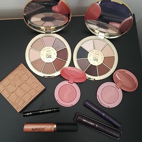 tarte Other - Brand new Tarte makeup bundle